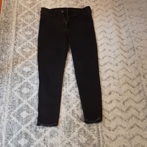 AE Black Jean size 6R